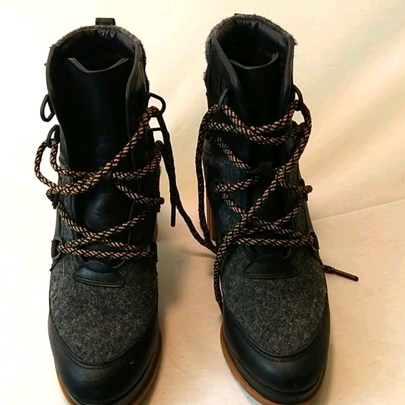 Boots - Picture 1 of 7
